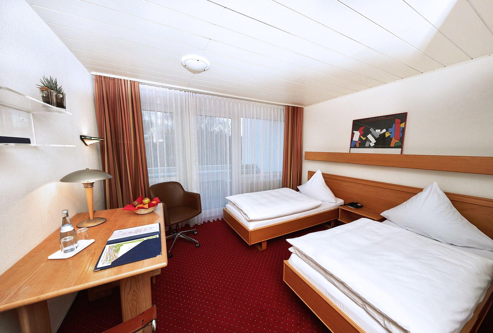 Hotel Isg Heidelberg Luaran gambar